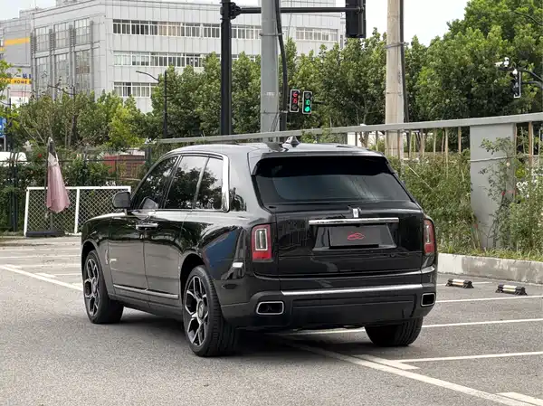 Rolls-Royce Cullinan 2022