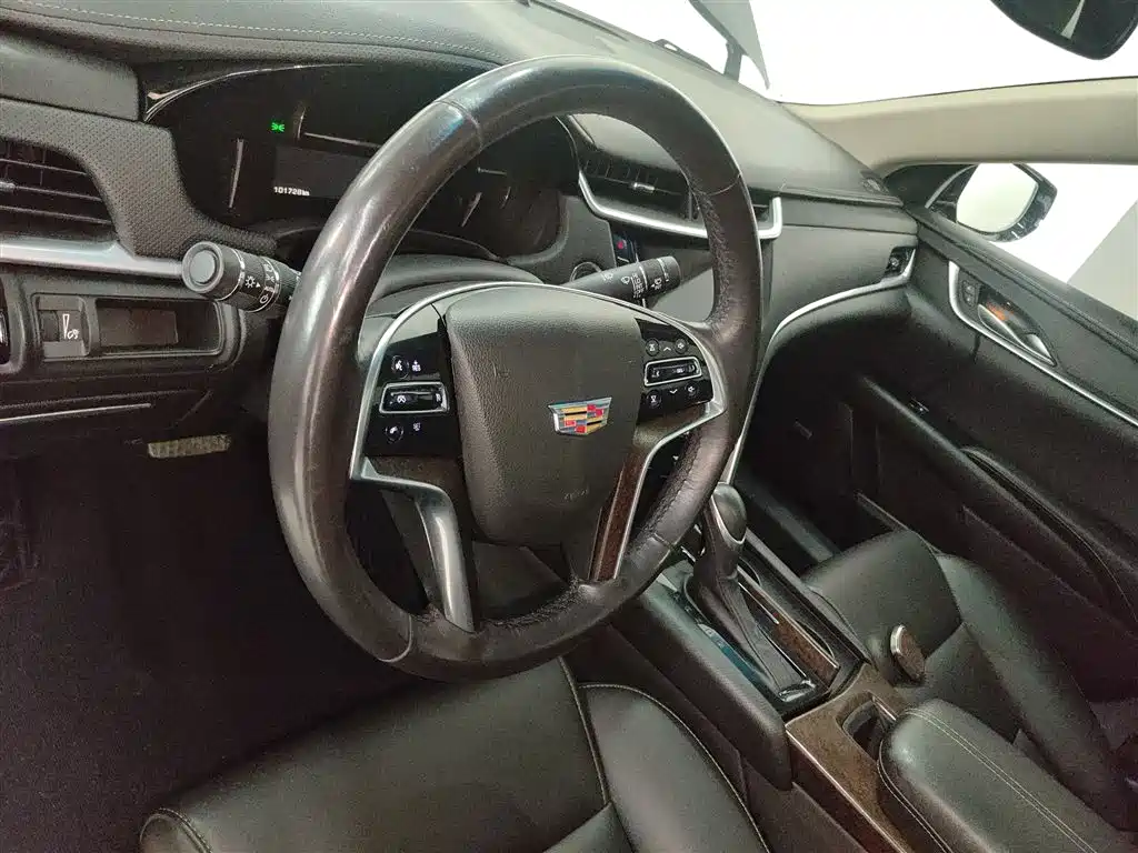 Cadillac XTS 2020 — фото 11