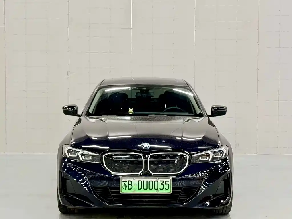 BMW i3 2023