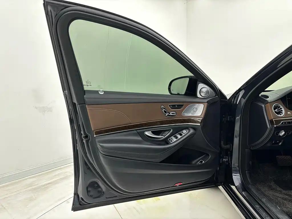 Mercedes-Benz S-Class 2018 — фото 22