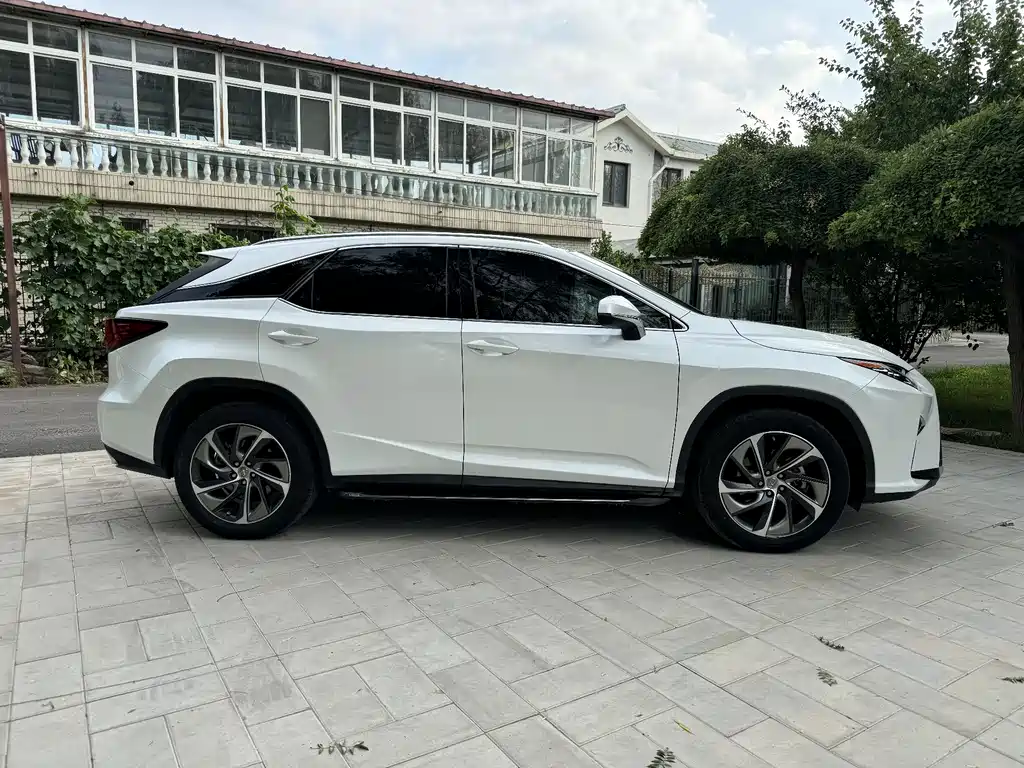 Lexus RX 2017 — фото 3
