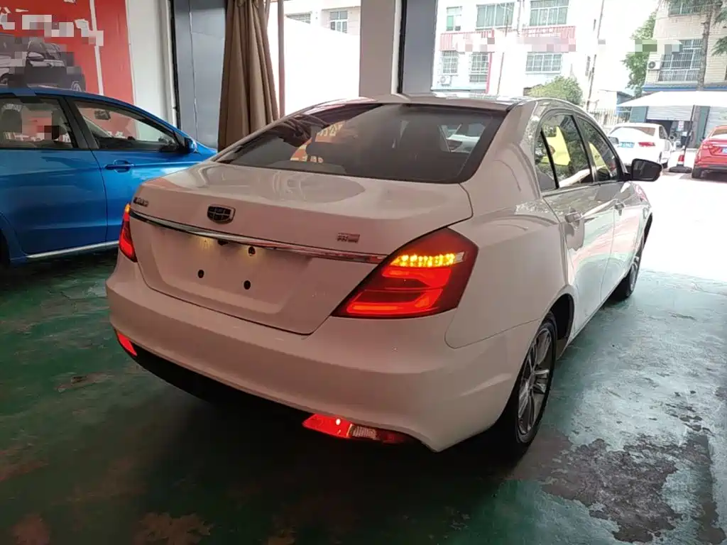Geely Emgrand 2017