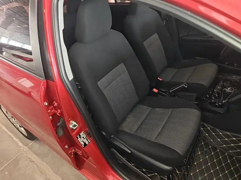 Toyota Vios FS 2018 — фото 25