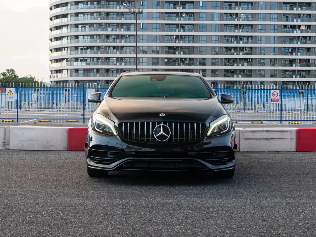 Mercedes-Benz A-Class AMG 2018 — фото 2
