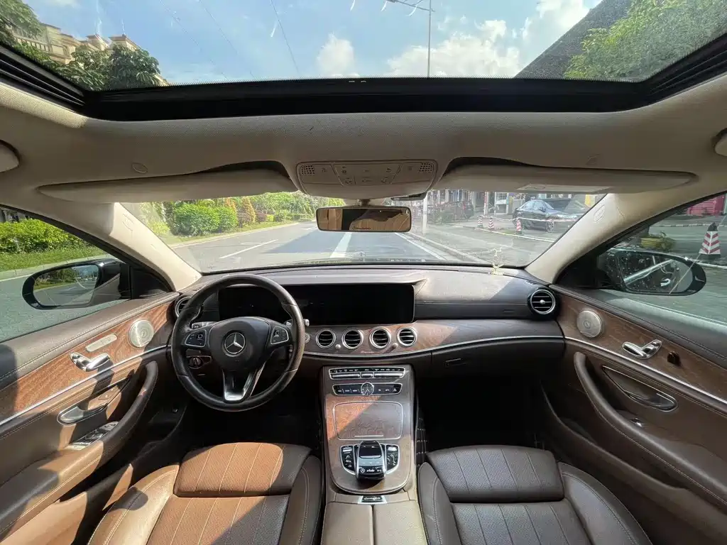 Mercedes-Benz E-Class 2018 — фото 8