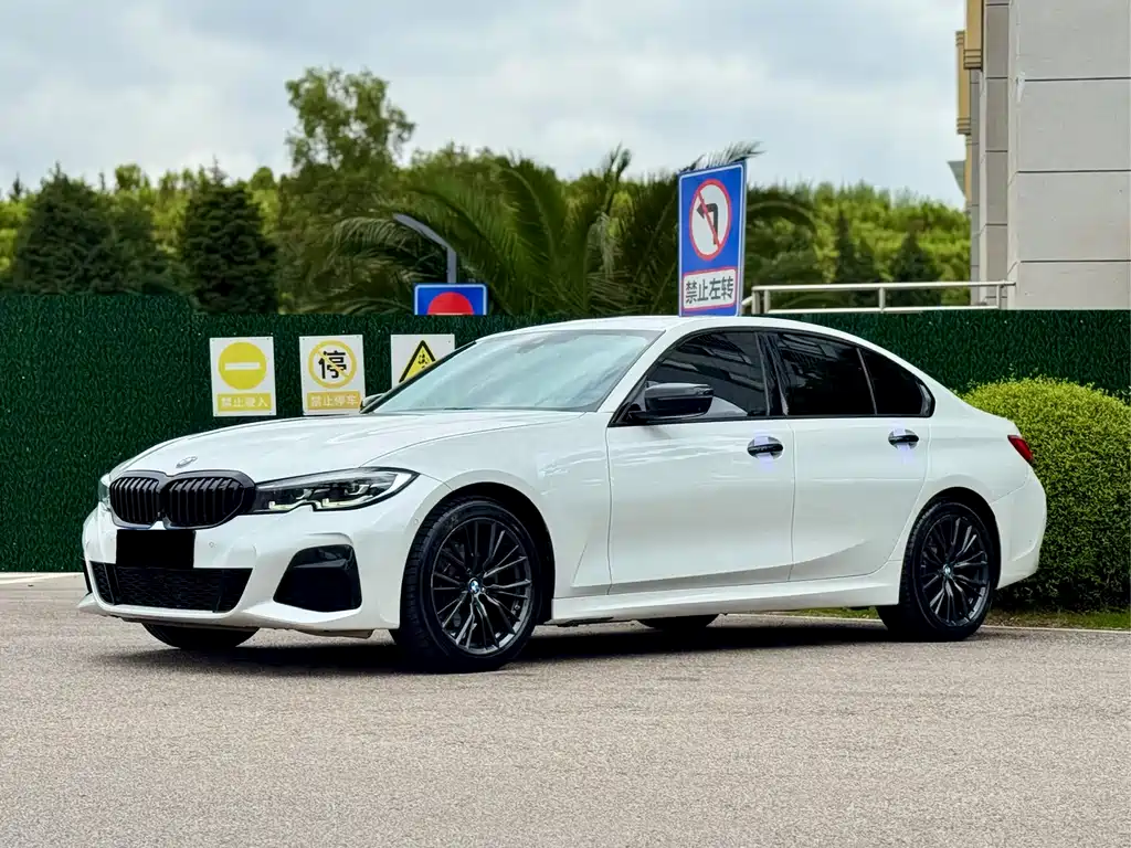 BMW 3 Series 2020