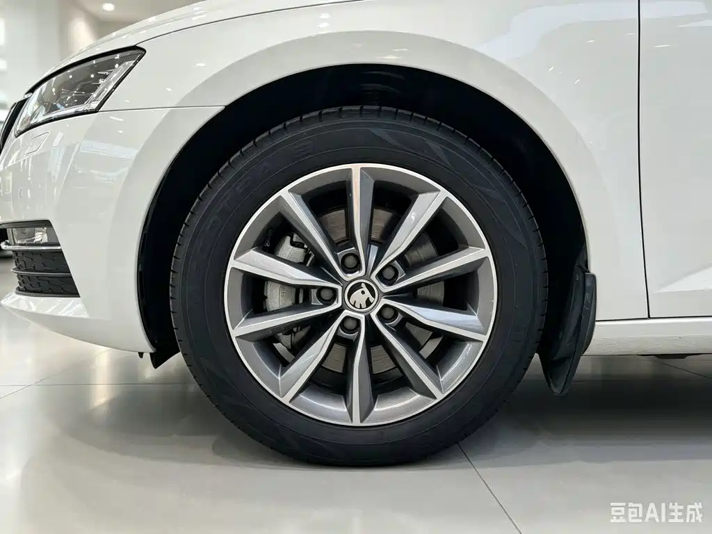 Skoda Octavia 2020 — фото 23
