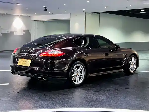 Porsche Panamera 2013