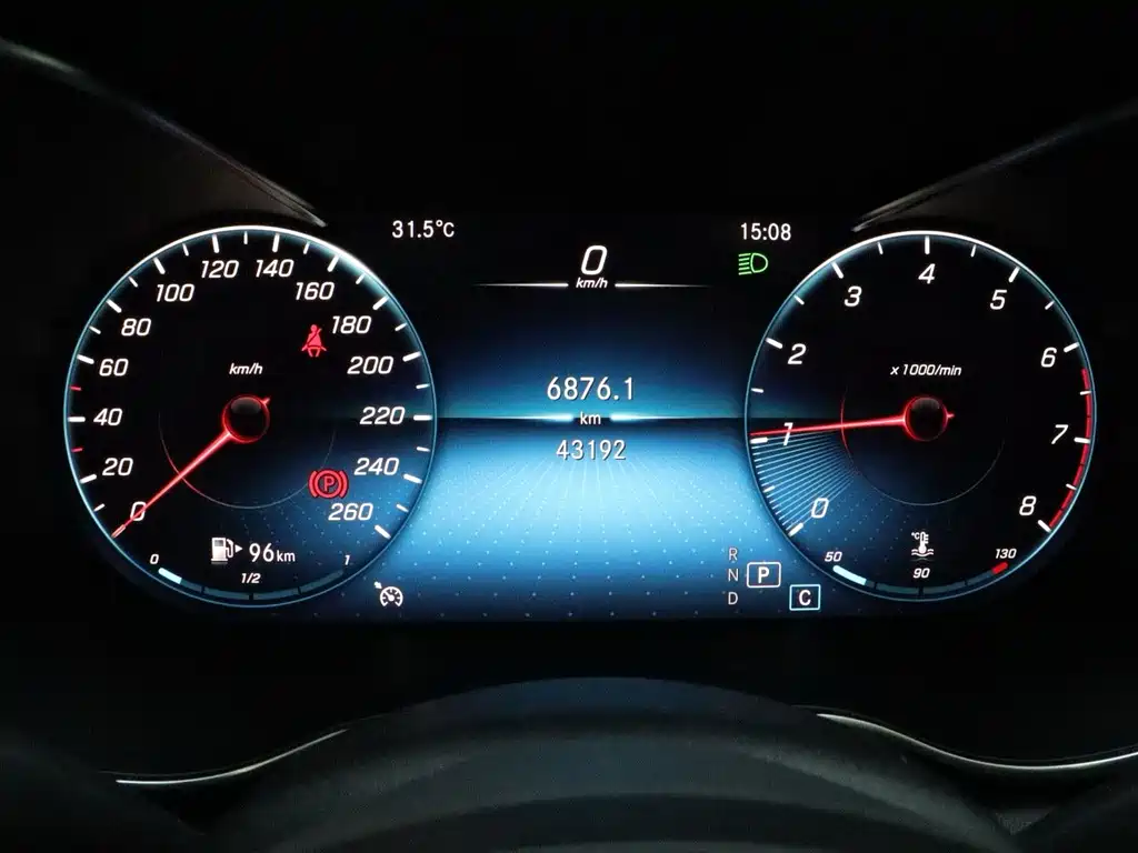 Mercedes-Benz C-Class 2021 — фото 13