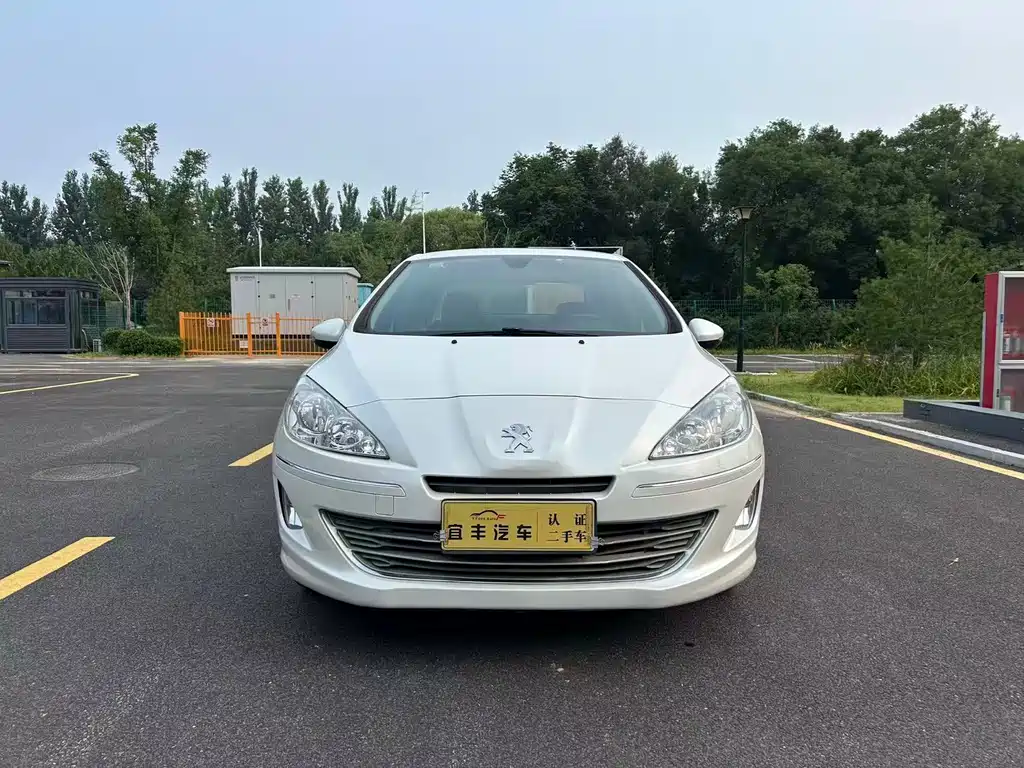 Peugeot 408 2013