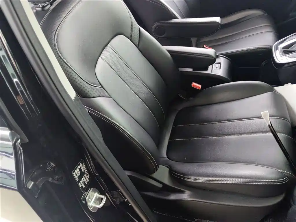 GAC Motor Trumpchi M6 2021 — фото 25