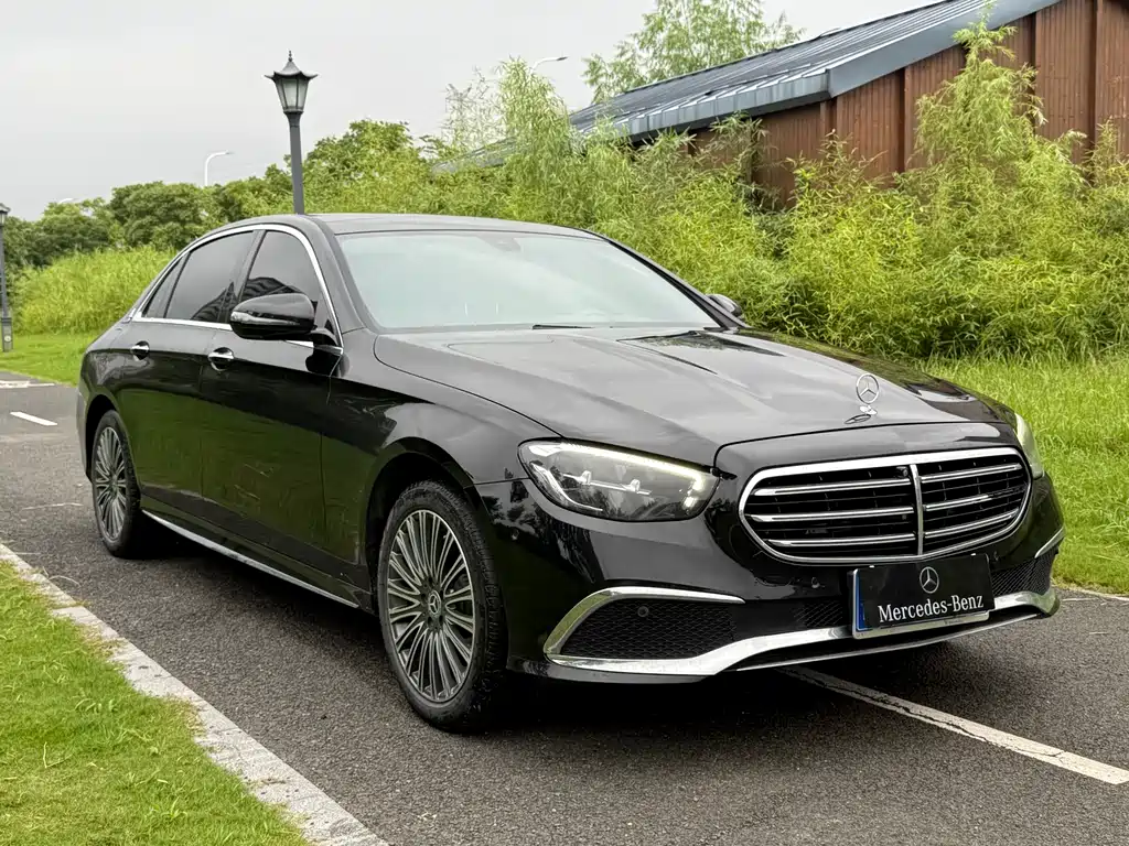 Mercedes-Benz E-Class 2021 — фото 3