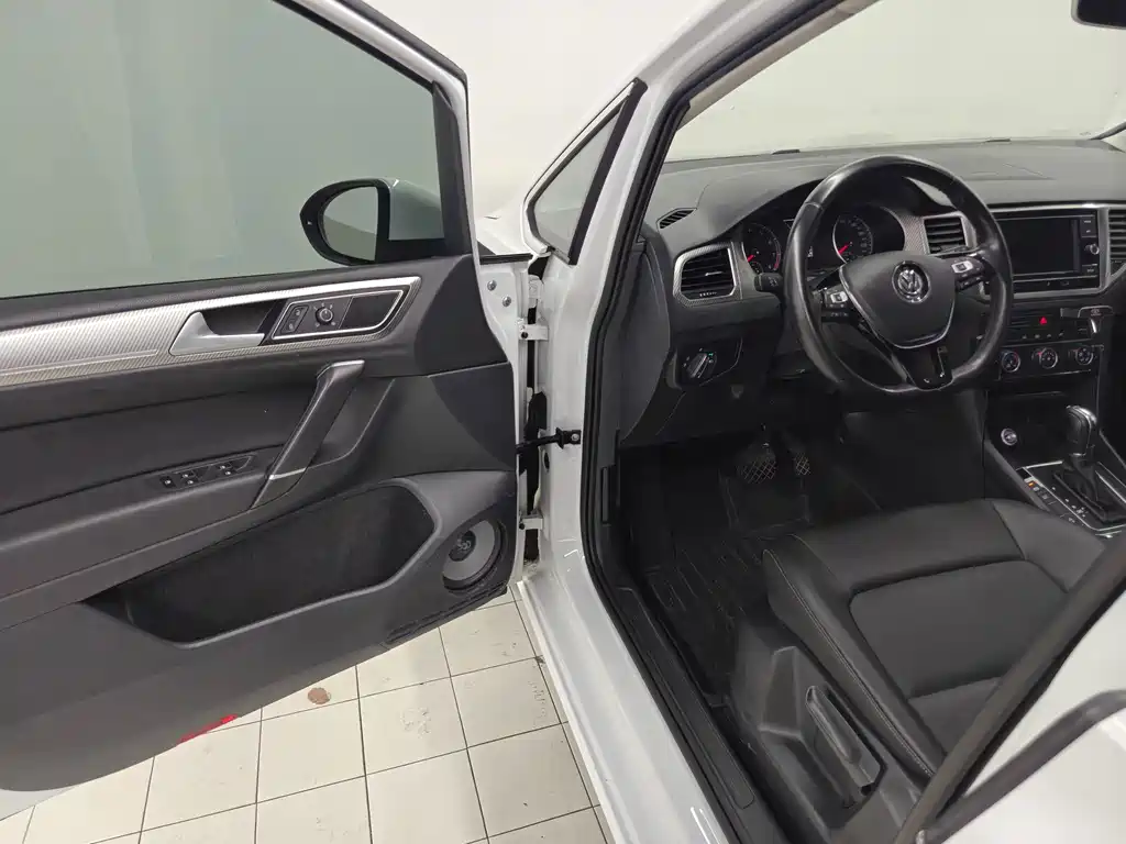 Volkswagen Golf Jialu 2019 — фото 10