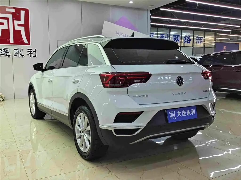 Volkswagen T-Roc 2021