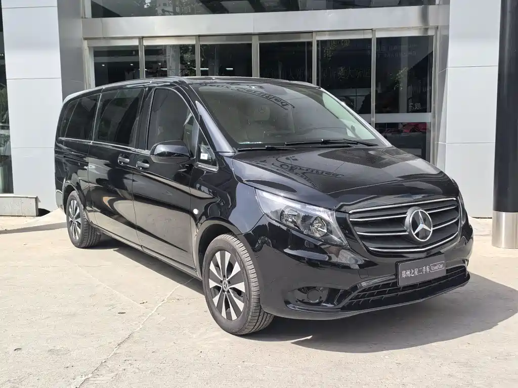 Mercedes-Benz Vito 2023 — фото 3