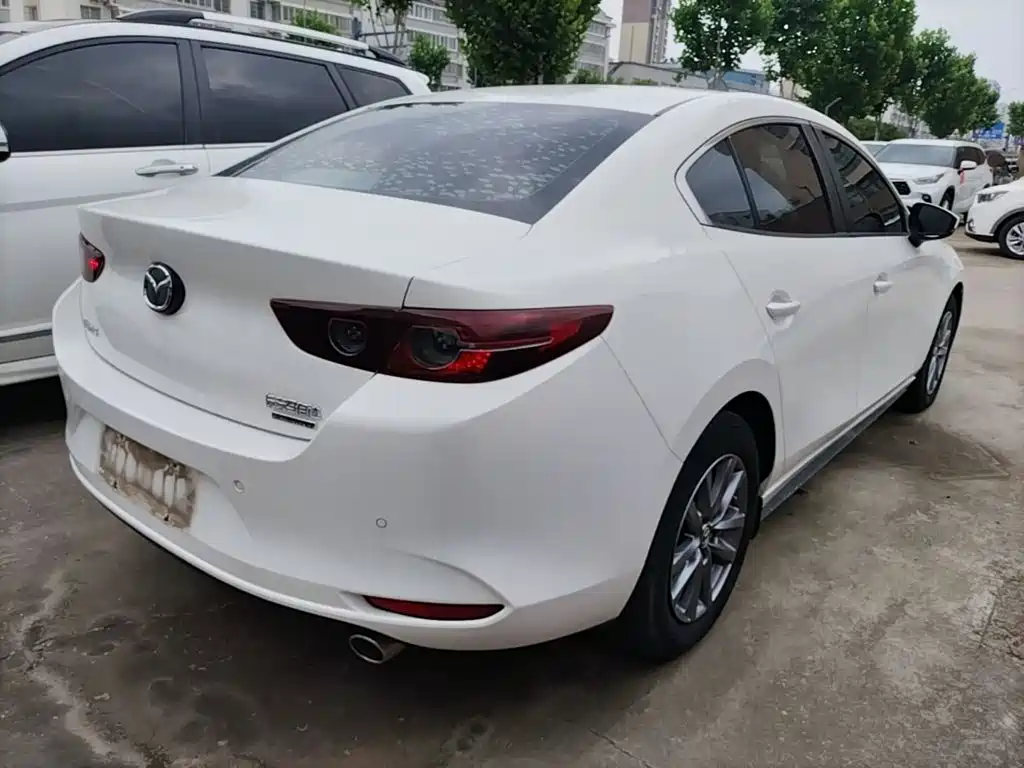 Mazda 3 Axela 2022