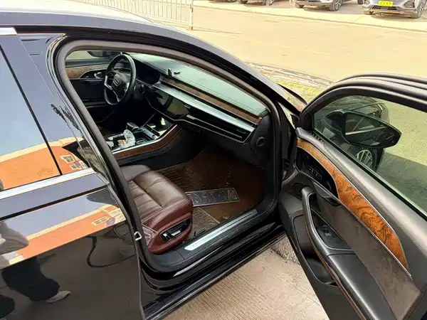 Audi A8 2019