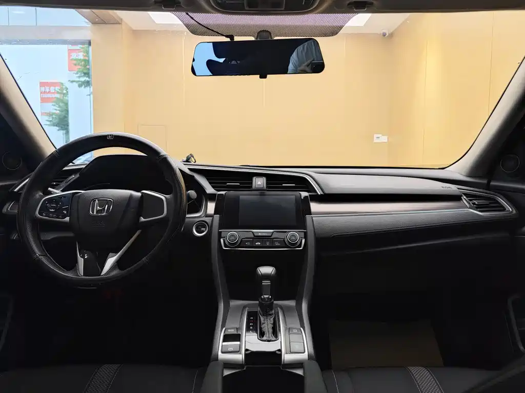 Honda Civic 2021 — фото 19