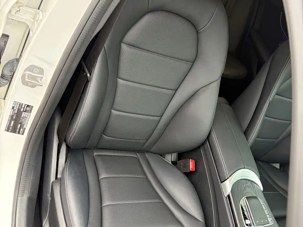 Mercedes-Benz C-Class 2021 — фото 10