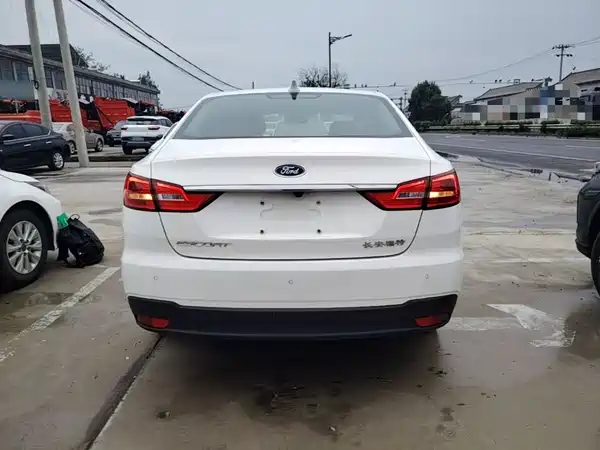 Ford Escort 2019