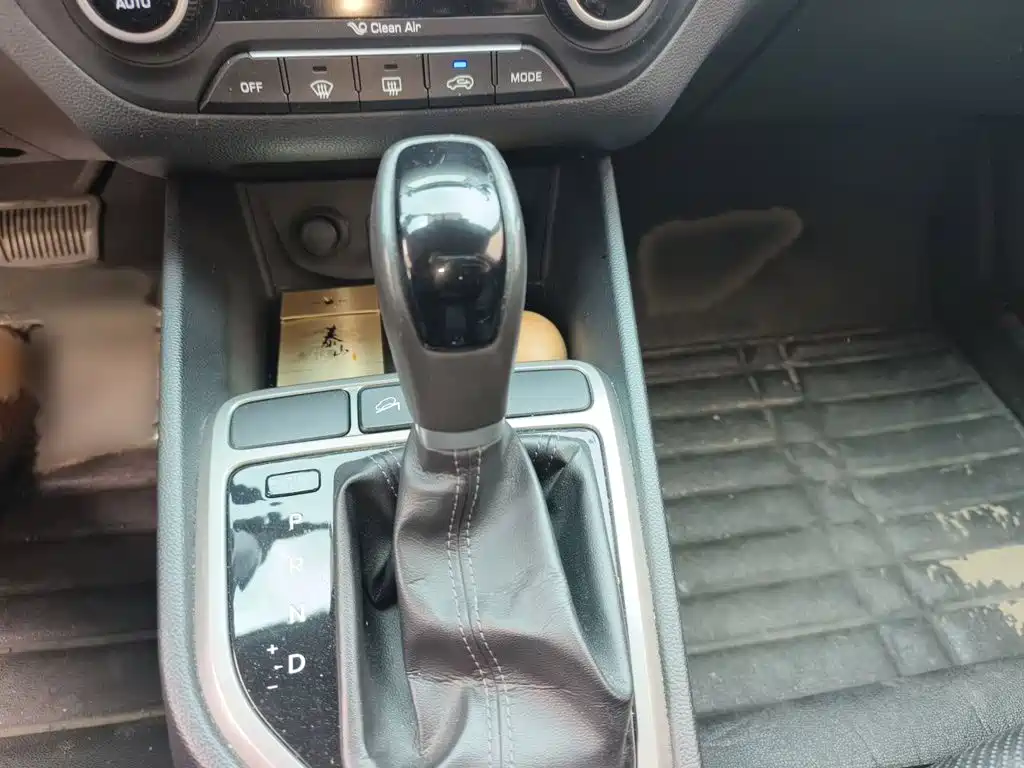Hyundai ix25 2015