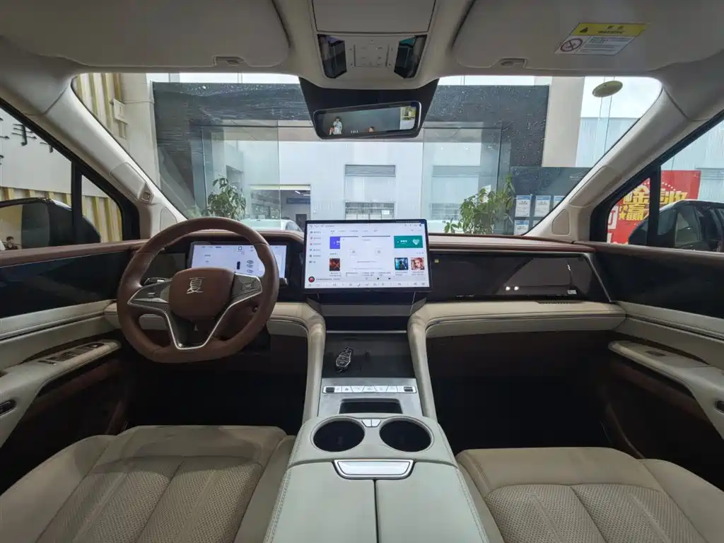 BYD Xia 2025 — фото 10