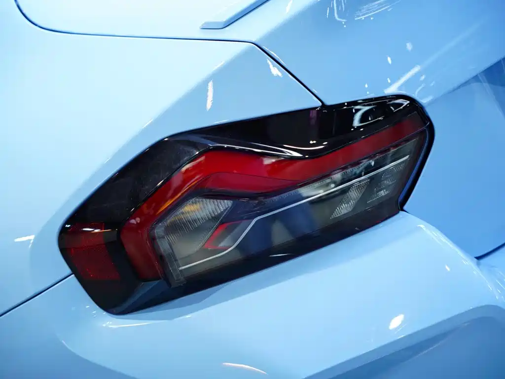 BMW M2 2025 — фото 8