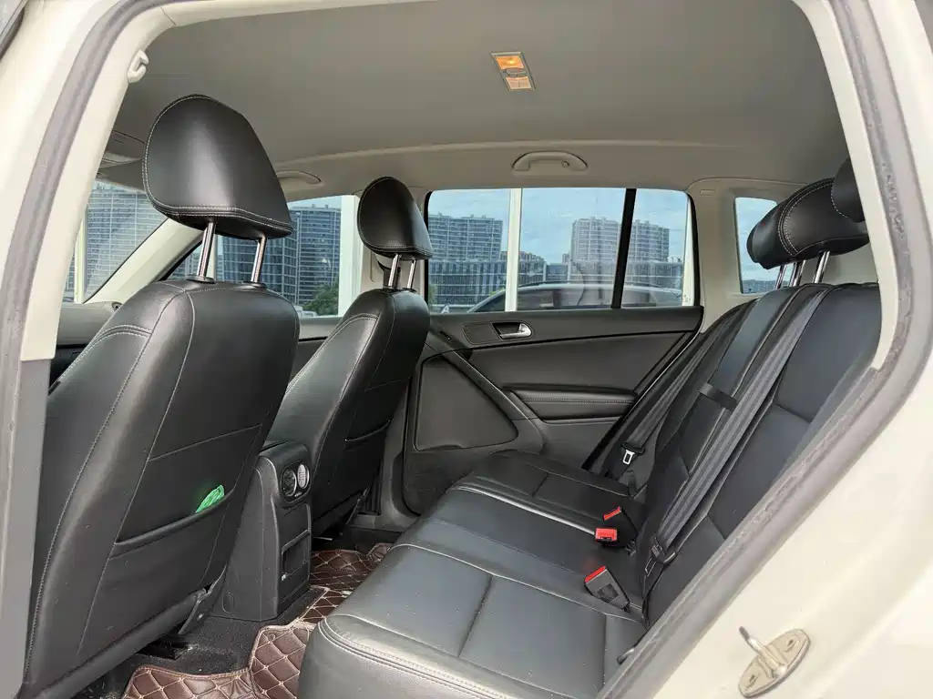 Volkswagen Tiguan 2019 — фото 12