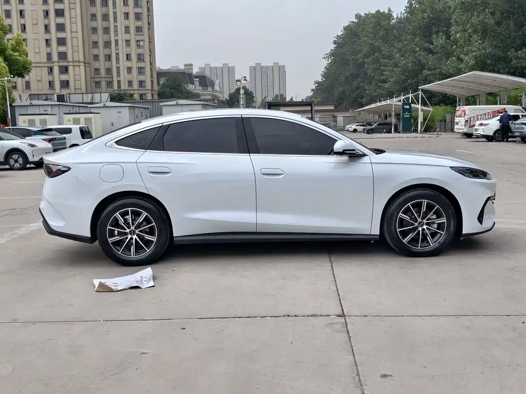 BYD Seal 06 2025