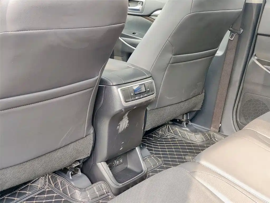 Toyota Highlander 2019 — фото 9