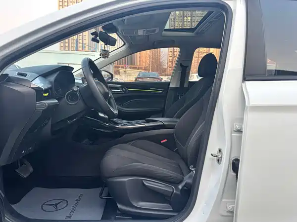 Roewe i5 2021