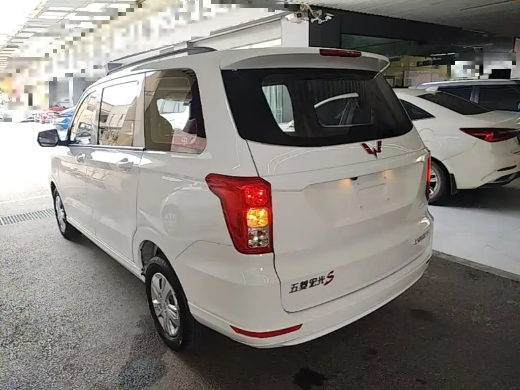 Wuling Hongguang 2022