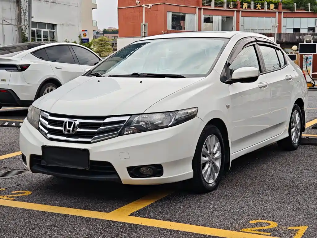 Honda City Classic 2014 — фото 1