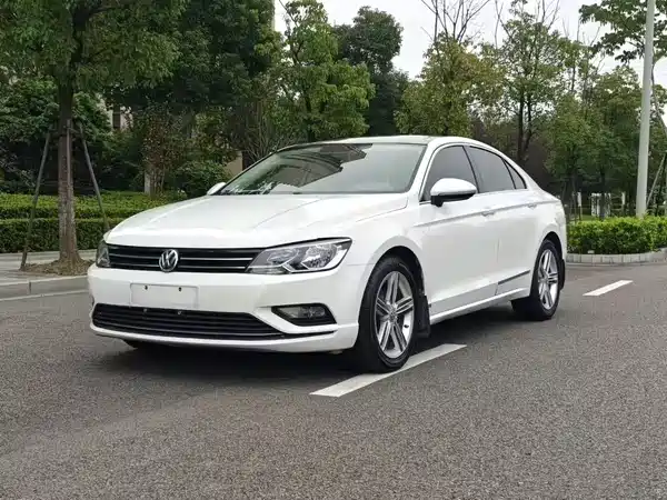 Volkswagen Lamando 2015