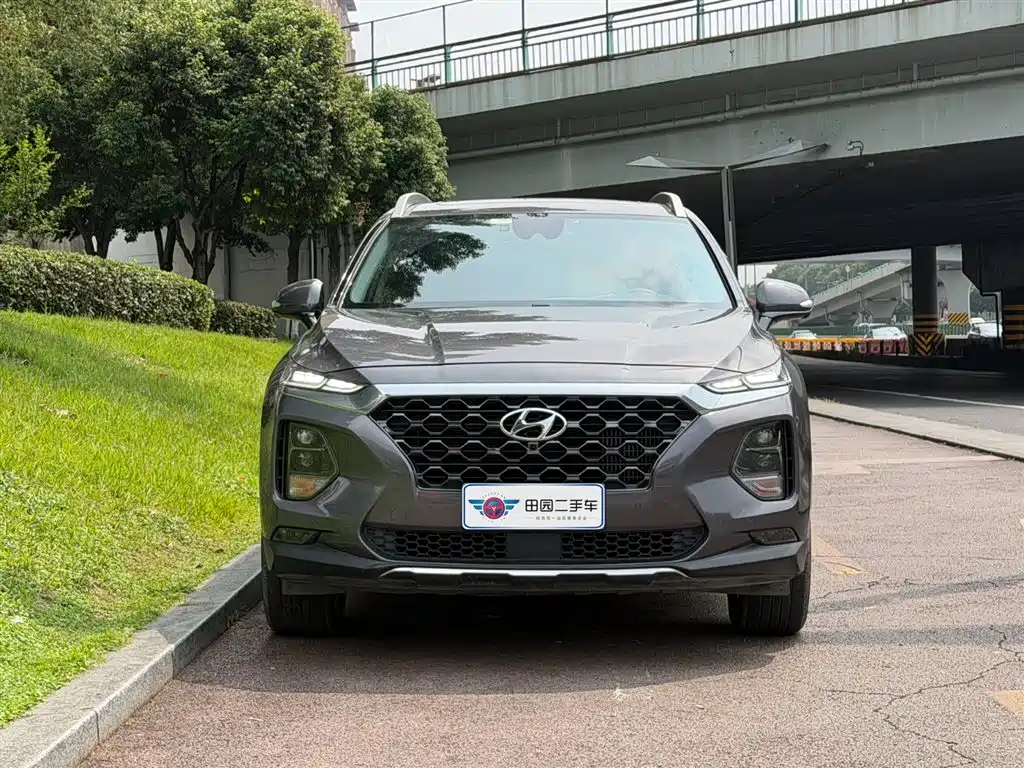 Hyundai Santa Fe 2020