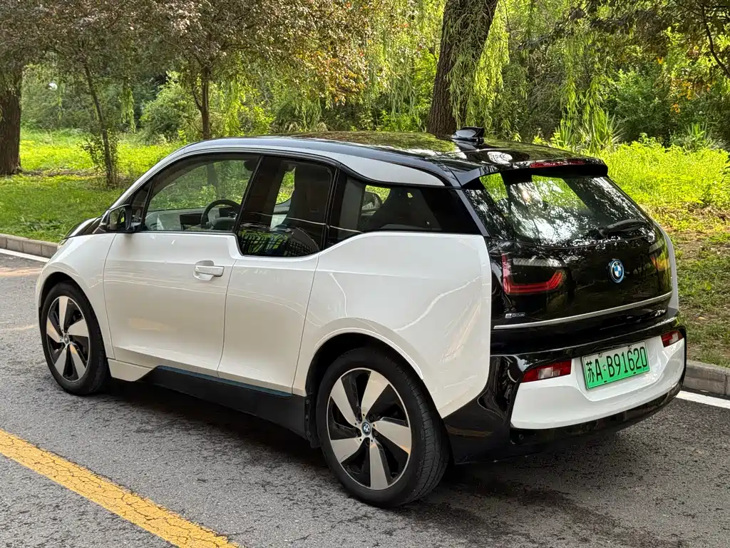 BMW i3 2019 — фото 6