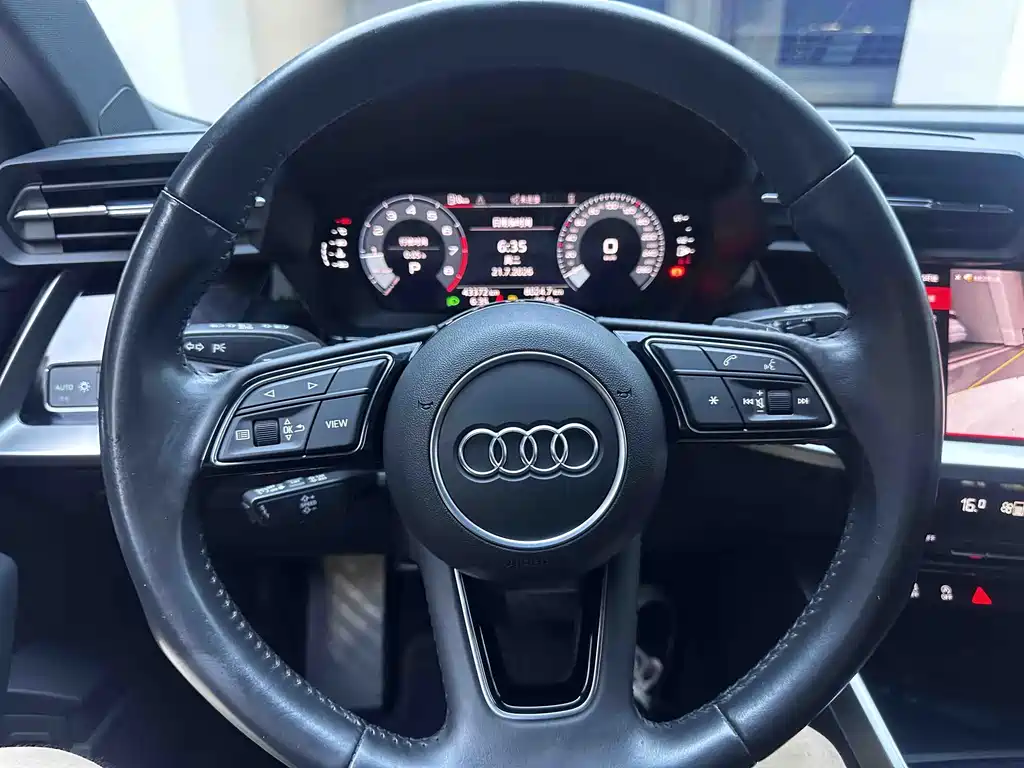 Audi A3 2022 — фото 19