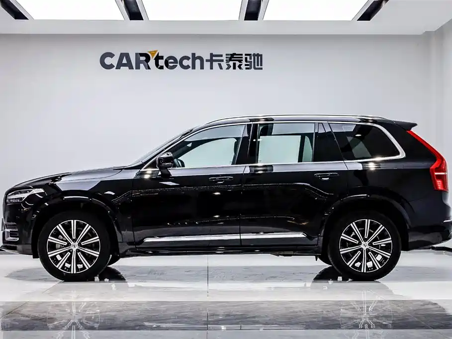 Volvo XC90 2024 — фото 3