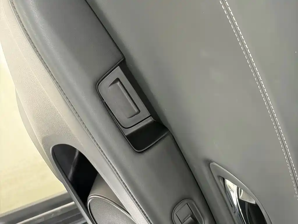 Honda Vezel 2022 — фото 17