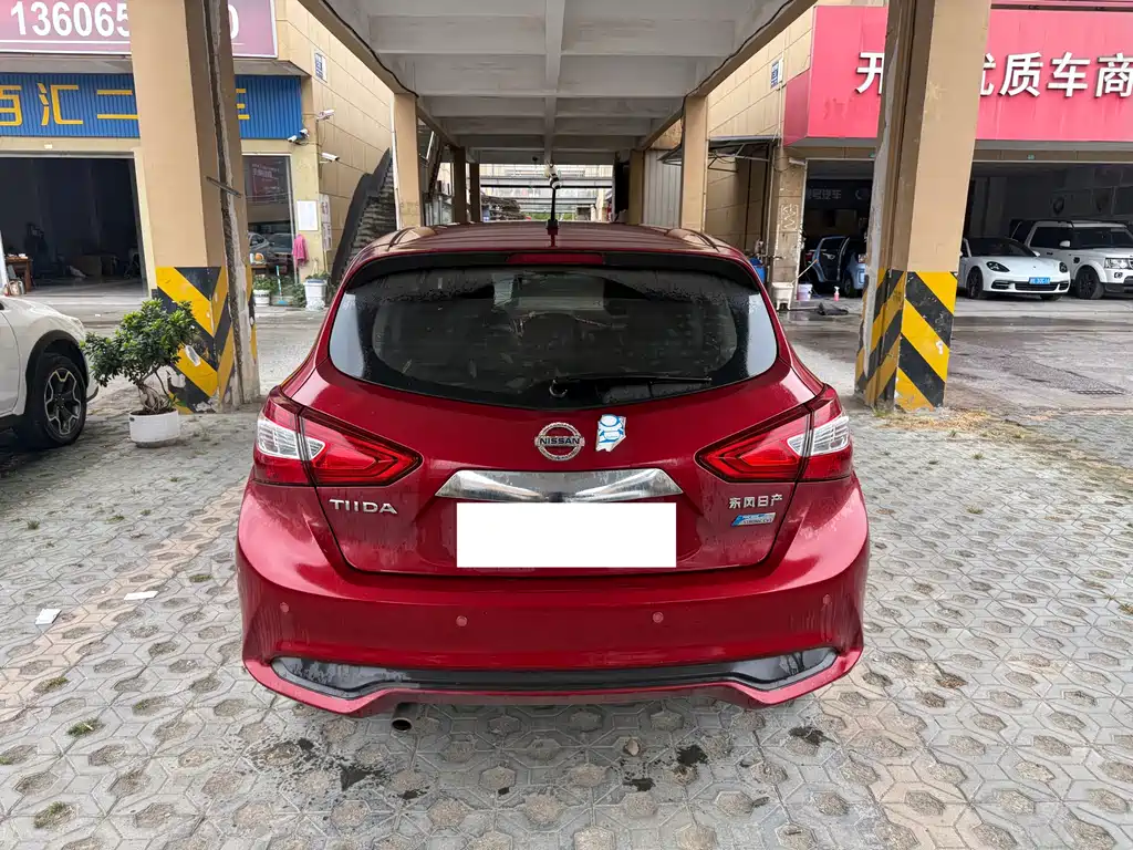 Nissan Tiida 2018 — фото 4