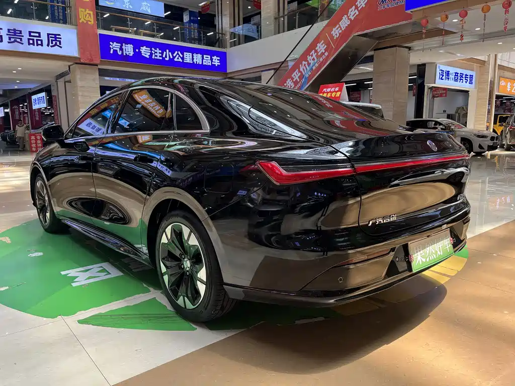 Hycan A06 2023 — фото 6