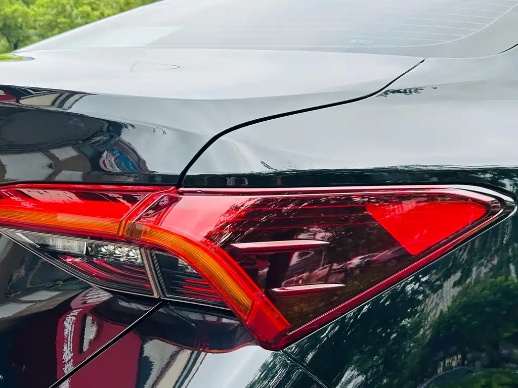 Toyota Avalon 2023 — фото 12