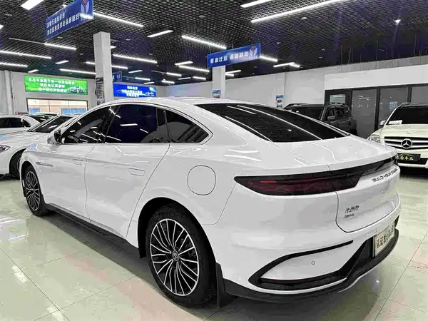 BYD Han 2024