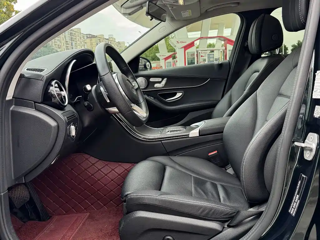 Mercedes-Benz C-Class 2021 — фото 10