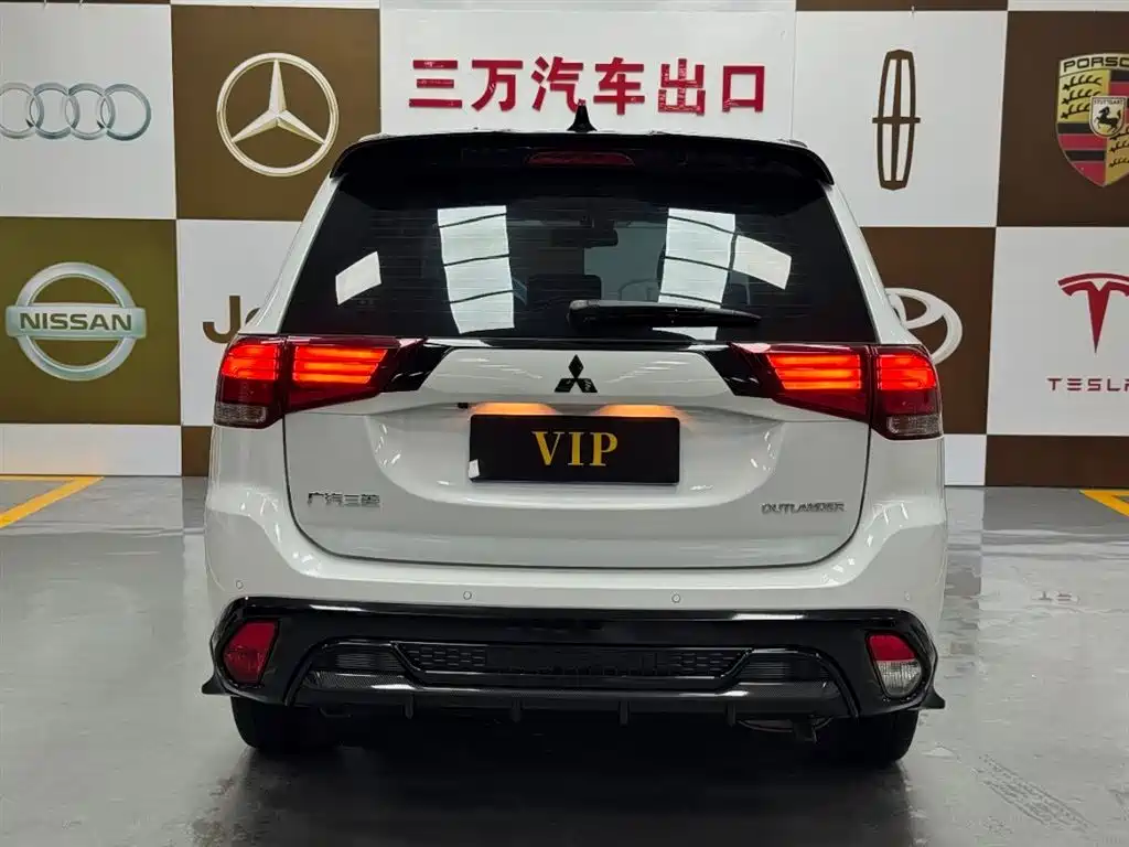 Mitsubishi Outlander 2022