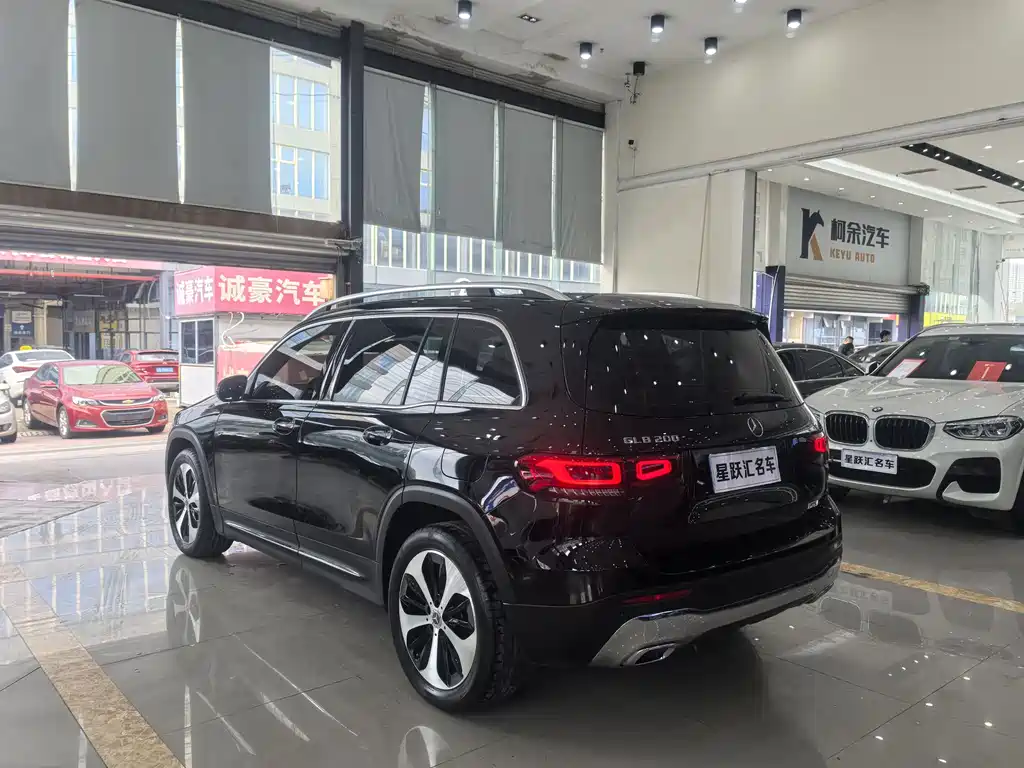 Mercedes-Benz GLB 2021 — фото 4