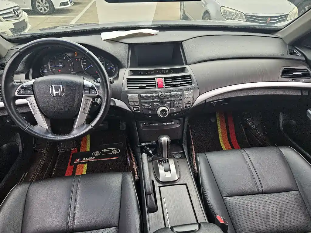 Honda Crosstour 2013 — фото 11