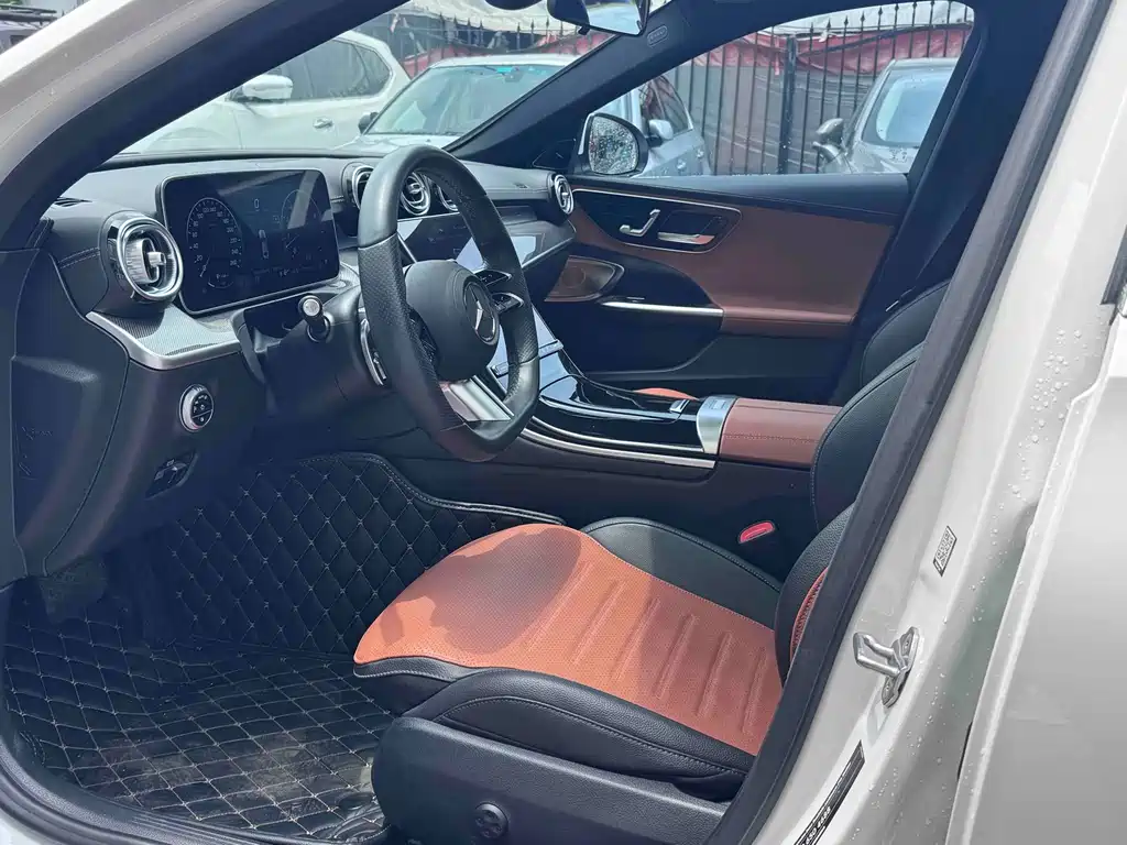 Mercedes-Benz C-Class 2022