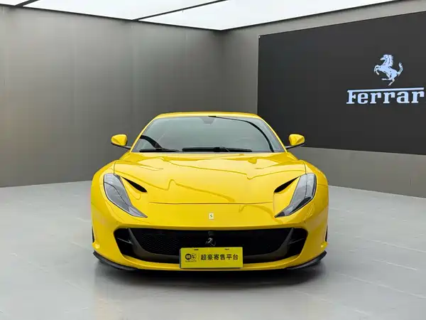 Ferrari 812 2018