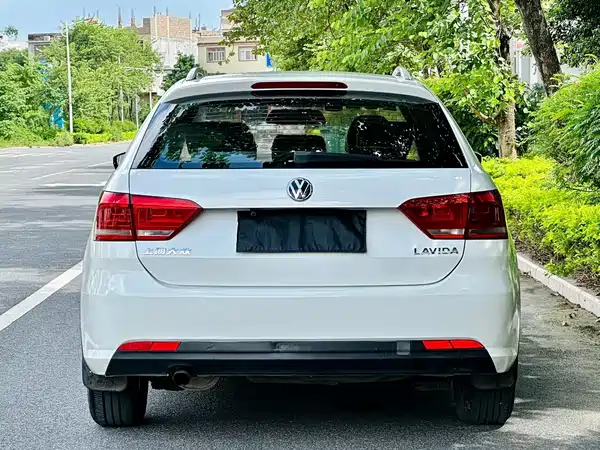 Volkswagen Gran Lavida 2013